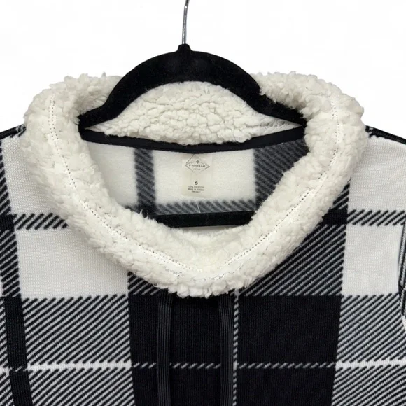 St. John’s Bay Active Plaid Pullover – Women's Small - Picture 6 of 7